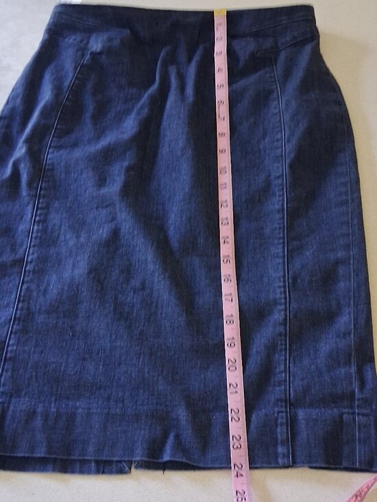 White House Black Market Blue Denim Pencil Skirt Women's Size 4 - Picture 15 of 16